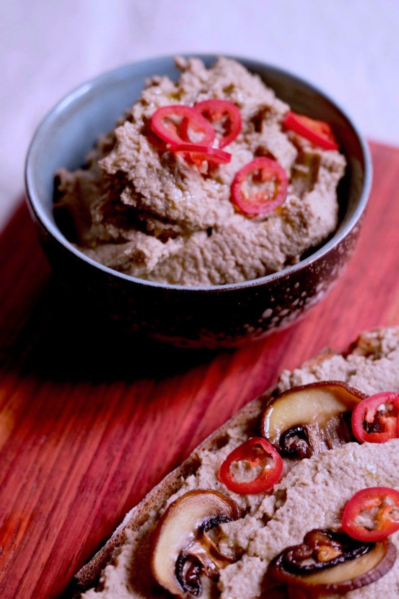 Rezept: Kichererbsen-Champignon-Brotaufstrich - ABOUT FUEL