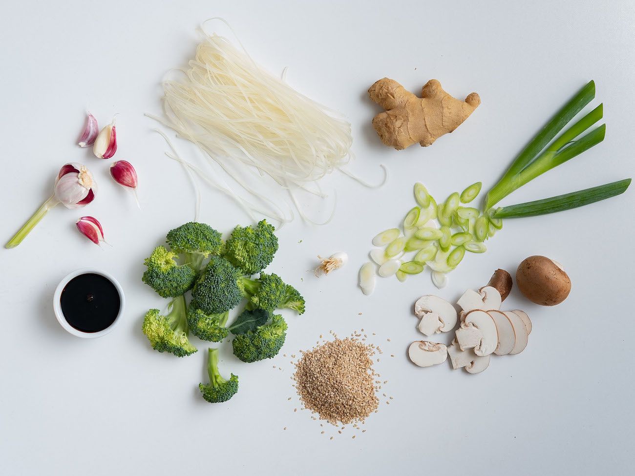 Rezept Champigon-Brokkoli-Pfanne auf Reisnudeln, Zutaten