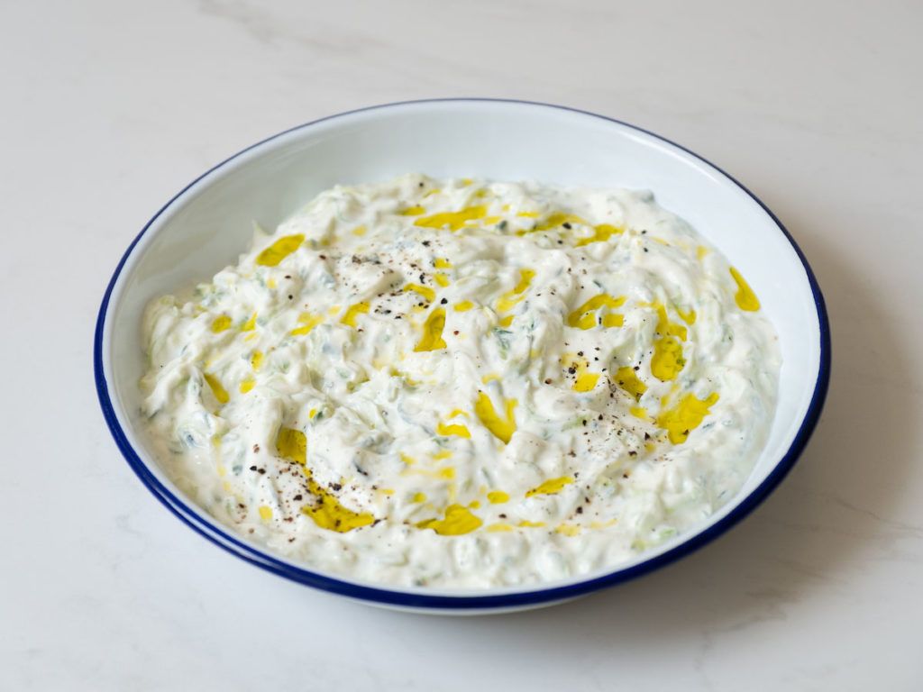 Foodblog, Rezept, About Fuel, Tsatsiki, Pfeffer, Olivenöl, griechischer Joghurt